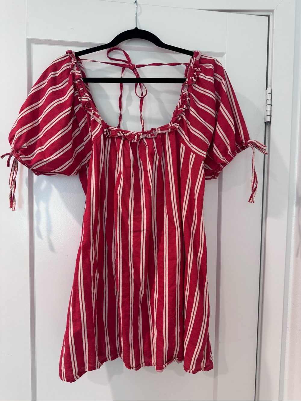 🍅Red and White Striped Puff Sleeve Dress